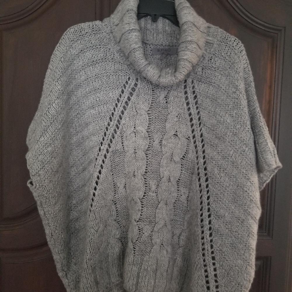 Woman Sweater Buffalo